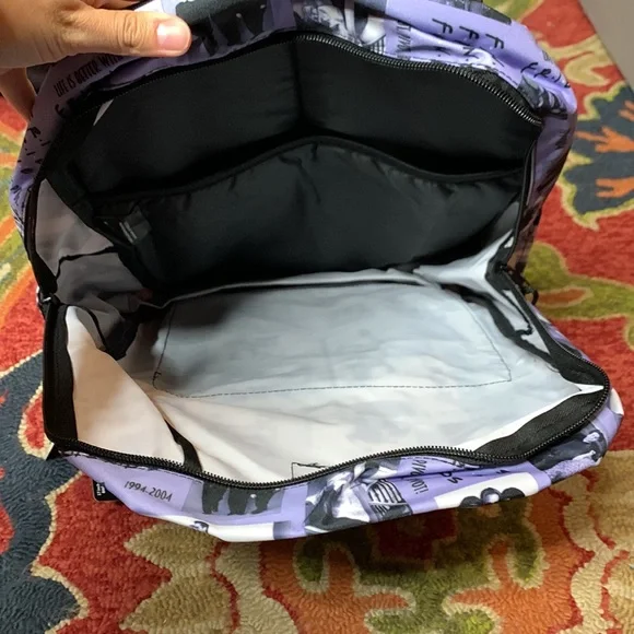 Friends Backpack - Picture 4 of 4